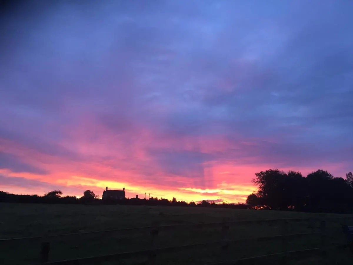 Norwell View Farm Glamping With Hot Tubs Hotel Bath Campsite