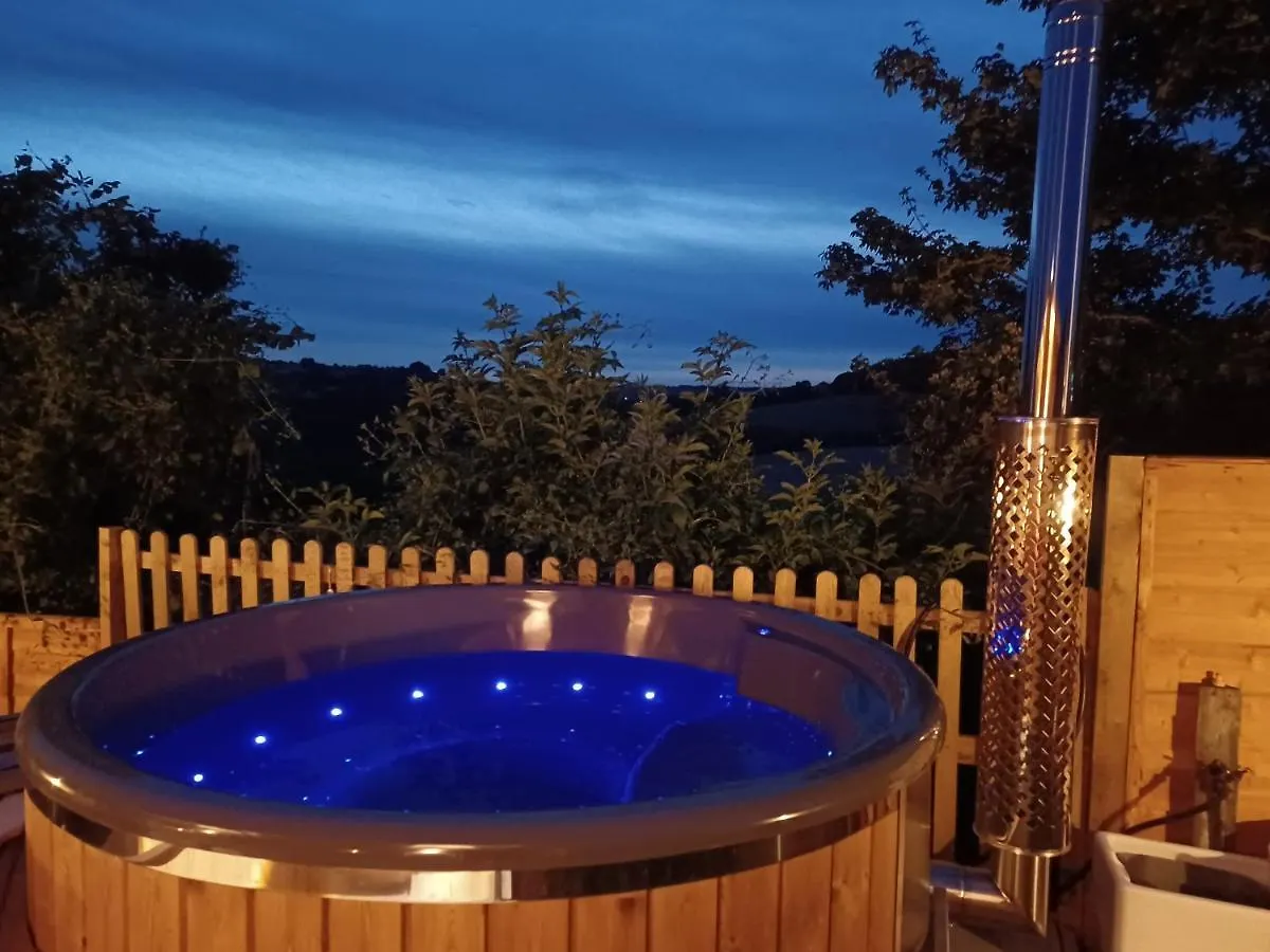Norwell View Farm Glamping With Hot Tubs Hotel Bath