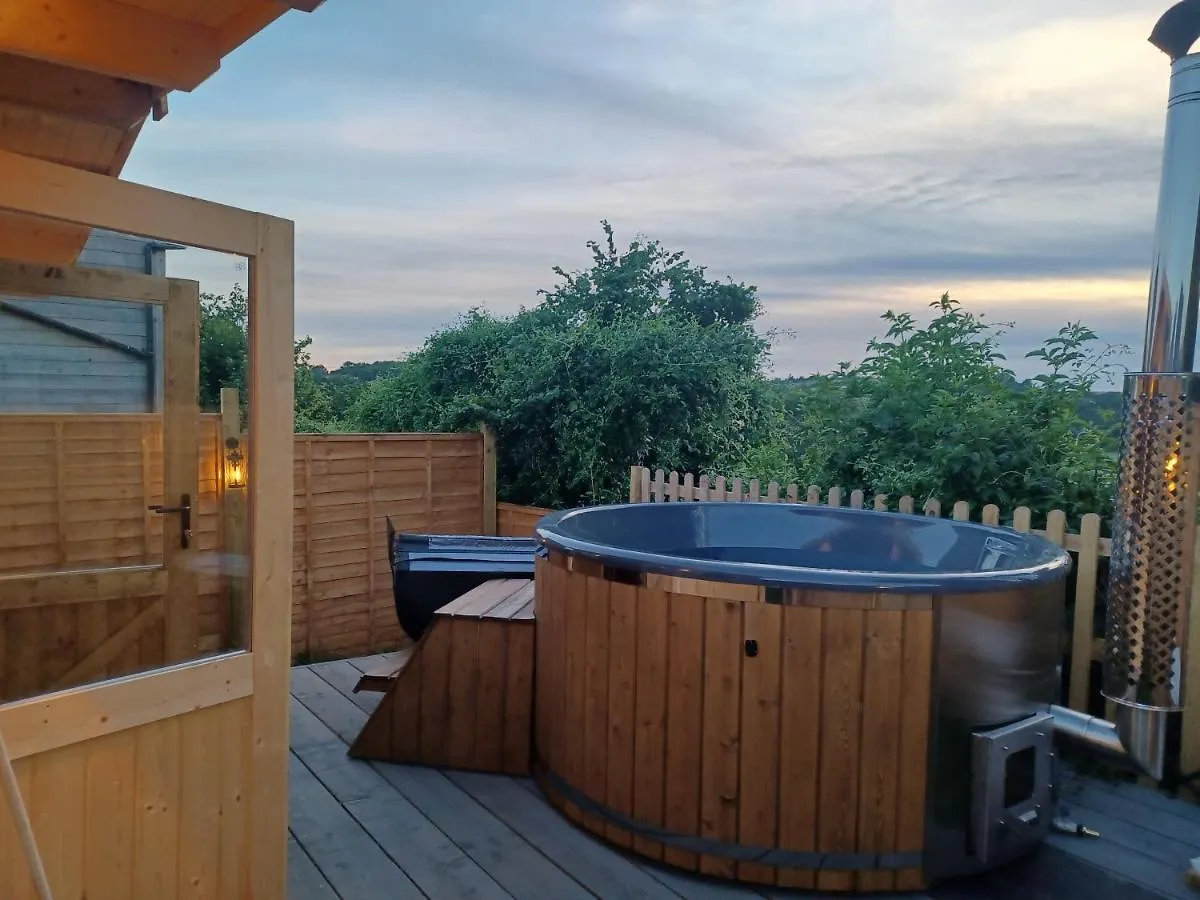 Campsite Norwell View Farm Glamping With Hot Tubs Hotel Bath