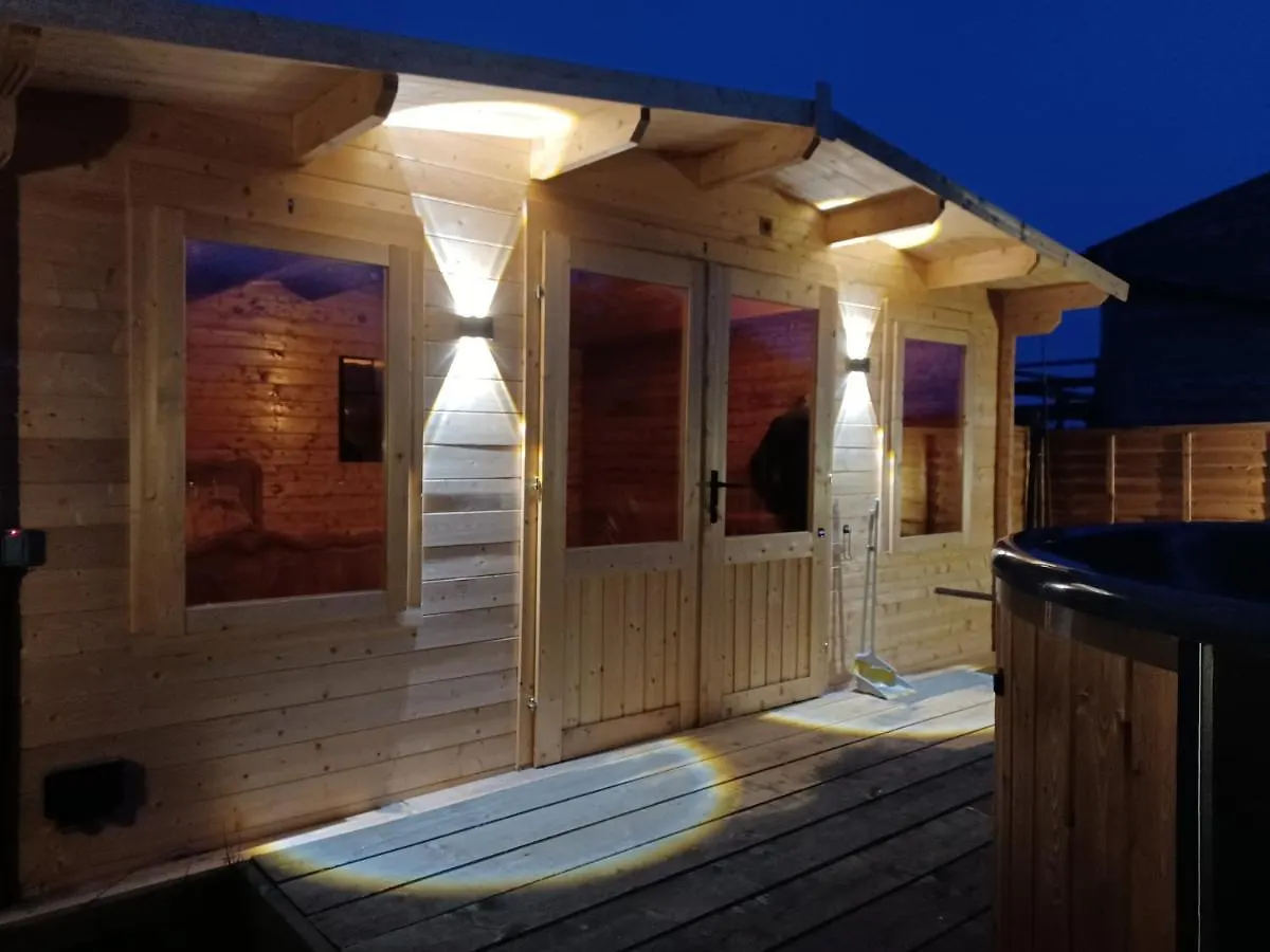 Campsite Norwell View Farm Glamping With Hot Tubs Hotel Bath