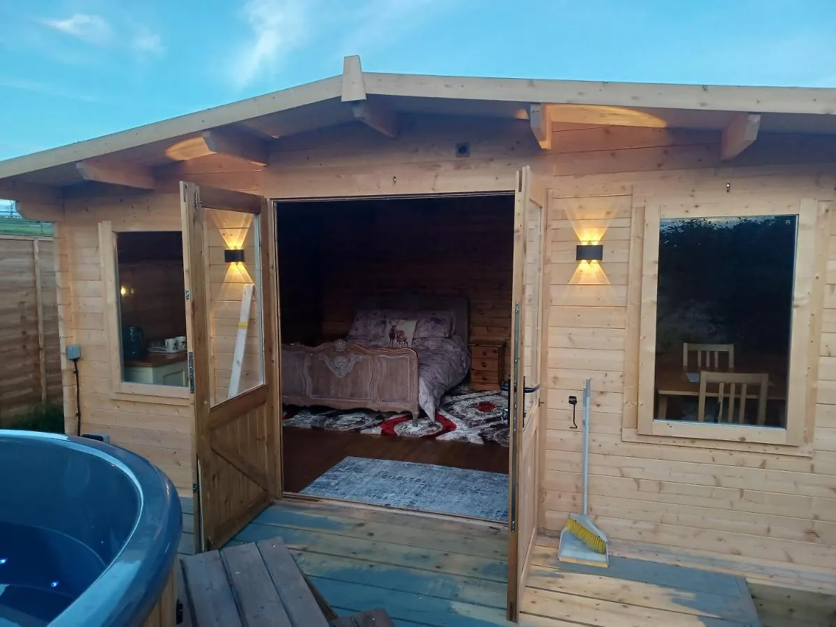 Norwell View Farm Glamping With Hot Tubs Hotel Bath